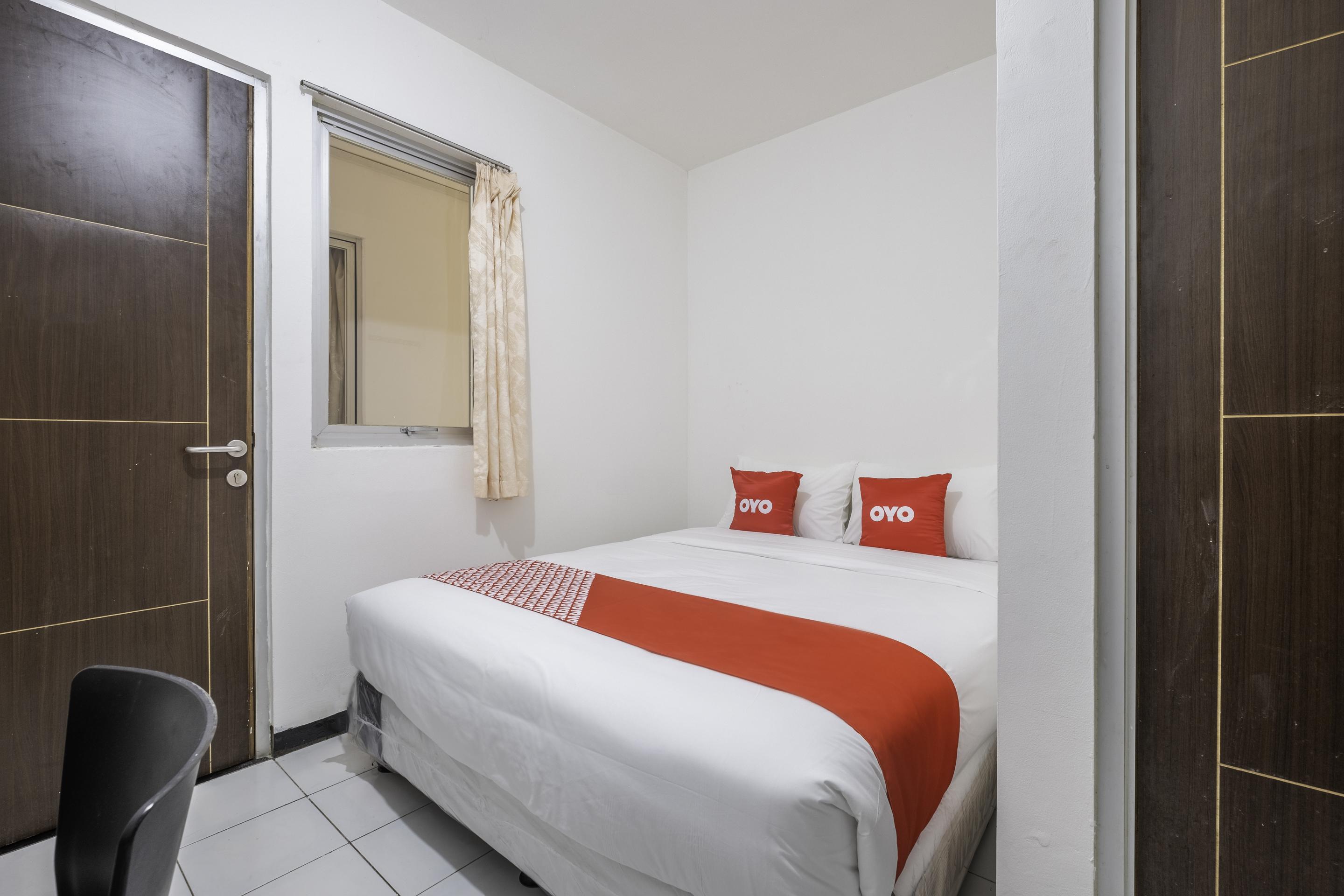 Super Oyo 1568 Stasiun Ka Cirebon Guest House Εξωτερικό φωτογραφία