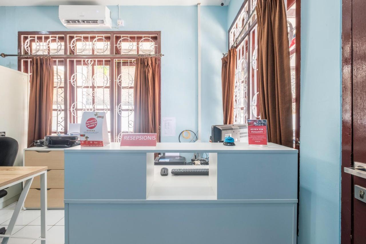 Super Oyo 1568 Stasiun Ka Cirebon Guest House Εξωτερικό φωτογραφία