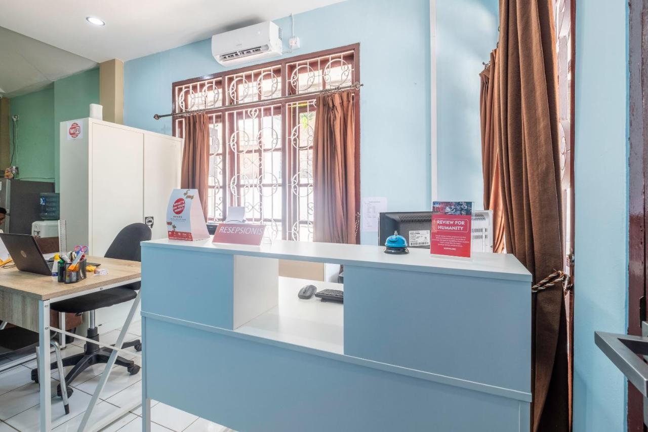 Super Oyo 1568 Stasiun Ka Cirebon Guest House Εξωτερικό φωτογραφία
